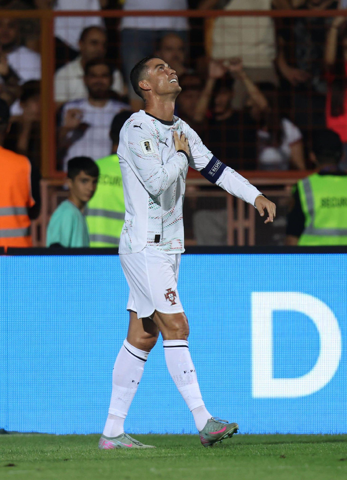 九游体育-包含C罗新星回归赛场表现惊艳，德国队未来可期！的词条